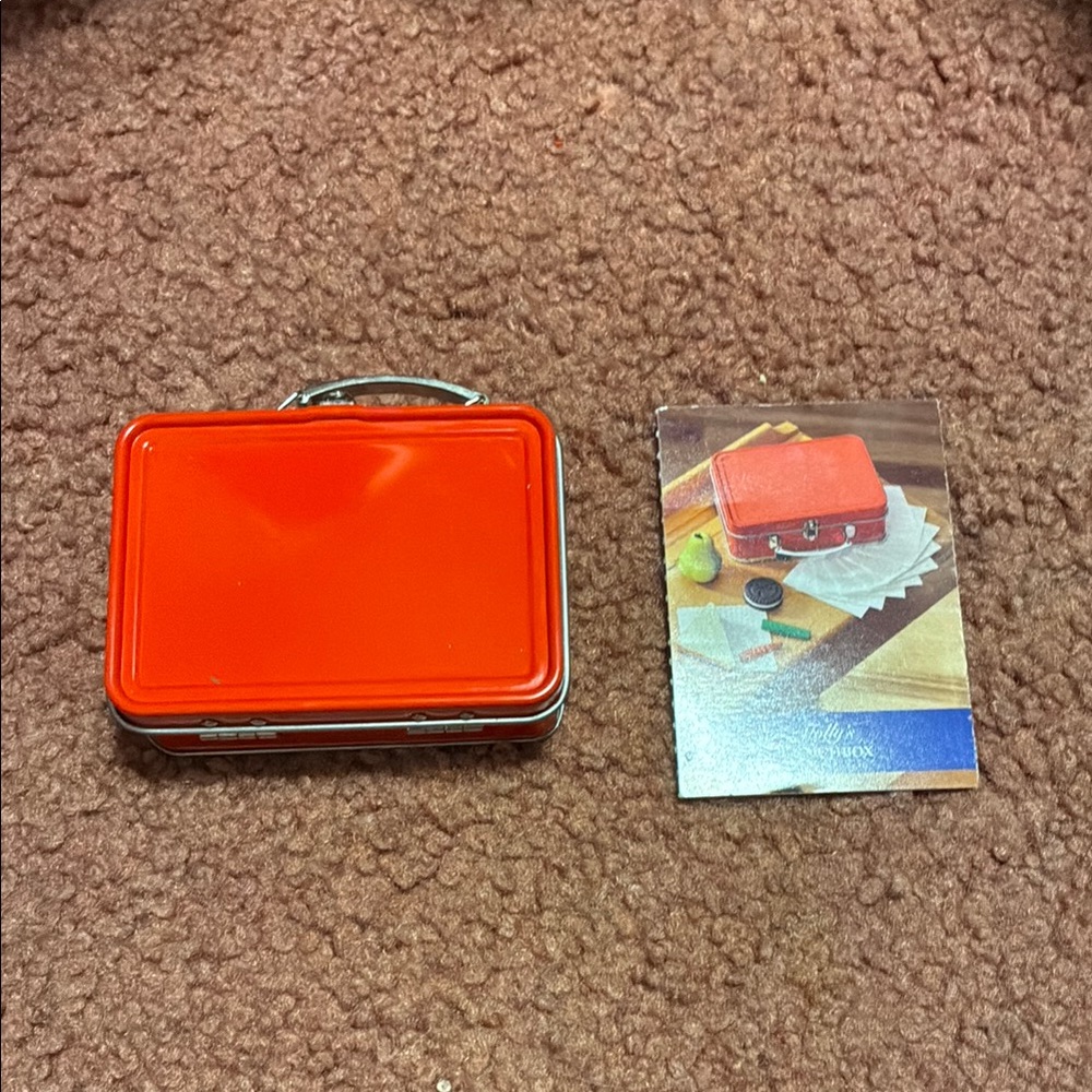 Vintage American Girl Molly’s Red Lunchbox - Picture 1 of 6